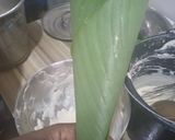 A picture of step 2 of Ekuru elewe (leaf ekuru).