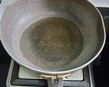 A picture of step 2 of Earl grey chiffon cake.
