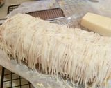 Foto langkah ke 5 dari resep Cream Cheese Roll Cake.