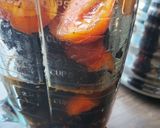 Foto del paso 2 de la receta: Carne de cerdo en salsa de chile pasilla con papa