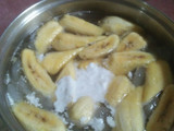Kolak pisang gula pasir