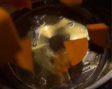 Foto del paso 1 de la receta: Crema de araña (Crema de calabaza con toque de vinagre de Módena) - Adviento Halloween