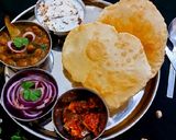 पंजाबी स्टाइल छोले भटूरे(punjabi style chole bhature recipe in hindi) रेसिपी चरण 10 फोटो