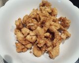 รูปขั้นตอนการทำที่ 1 ของ ไก่ชุปแป้งทอดผัดเม็ดมะม่วง