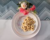 Foto langkah ke 3 dari resep Kue Semprit.