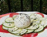 Foto del paso 4 de la receta: Ensalada de calabacín, tomate y burrata