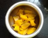 A picture of step 1 of Pumpkin erissery.
