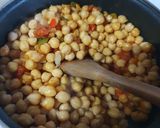 Foto del paso 2 de la receta Garbanzos con mejillones