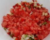 Foto del paso 2 de la receta: Salpicón de mejillones y surimi