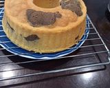 Foto langkah ke 7 dari resep Marmer Cake.