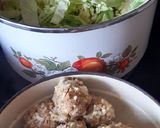 Kelkáposztafőzelék húsgombóccal recept fázis 2 fotója