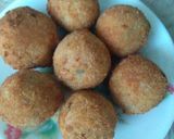 A picture of step 3 of Potato,Chicken and Cheese balls.