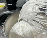 Foto del passaggio 3 della ricetta Moretti - Meringhe al Dulce de Leche e Cioccolato