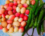 A picture of step 1 of Karonda (Chutney).