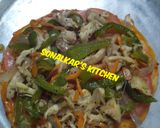 A picture of step 3 of Mini Pizza.