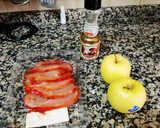 Foto del paso 1 de la receta: Lomo de cerdo adobado acompañado de manzana