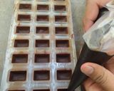 Foto del paso 8 de la receta: ✨🍫Bombones de chocolate rellenos de mole 🍫✨