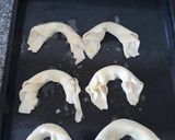Foto del paso 4 de la receta: Medialunas improvisadas 😁