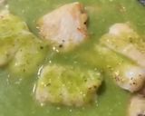 Foto del paso 3 de la receta: Lenguado en salsa verde de Tomate