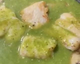 Foto del paso 3 de la receta: Lenguado en salsa verde de Tomate