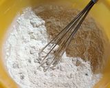 Foto del paso 1 de la receta: Budín de zanahoria, manzana y pasas de uva