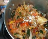 A picture of step 1 of Onion tomato chutney.