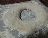 Foto del paso 7 de la receta: Bola de trigo con cerveza 1906 de Estrella Galicia (Pan gallego)