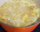 Foto del paso 5 de la receta: Curry de pollo y coco tostado sobre arroz basmati con guisantes y granada