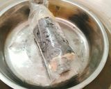 Hình bước làm 3 của món Thịt bọc trứng muối chiên xù