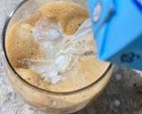 Foto langkah ke 3 dari resep Salted Creamy Latte.