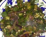 A picture of step 3 of Chatpati pyaji bhindi.