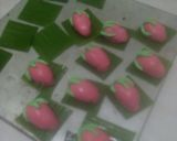 Foto langkah ke 6 dari resep Kue ku strowbery lucu...