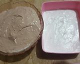 A picture of step 5 of Pound Cake with White frosting😍.