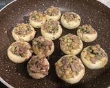 Foto del paso 1 de la receta Champiñones con relleno de kibbeh y tomates confitados