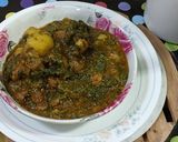 A picture of step 6 of Mutton spinach fenugreek potato.