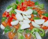 Hình bước làm 4 của món Sườn xào chua ngọt