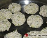 A picture of step 6 of Kolokythokeftedes in the oven.
