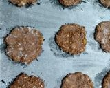 Foto del paso 2 de la receta: Galletas veganas de avena, cacao y frutos secos