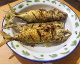 Foto langkah ke 4 dari resep Kembung Goreng Bumbu Kuning.