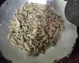 Foto langkah ke 2 dari resep Tumis Usus Kacang Panjang.