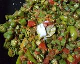 A picture of step 4 of Behndi Masala.