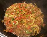 Foto del paso 12 de la receta: Menudillos de pollo, en salsa de higadillos y cuñas de patatas fritas