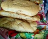 Foto del paso 2 de la receta: Facturas caseras para el mate, panzotes y roscas trenzadas