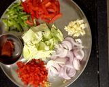 A picture of step 1 of Thai Fried Rice.