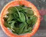 A picture of step 1 of Palak chaat.