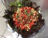 Une image de l'étape 8 de Salade marinée aux poivrons rouges, pois chiches et feta.