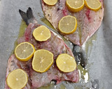 Foto del paso 3 de la receta: Dorada asada al horno con patatas sabrosas