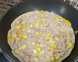 Foto langkah ke 2 dari resep Tortilla Tuna Mayo.