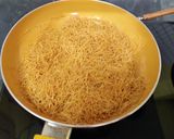 A picture of step 1 of Vermicelli Custard.