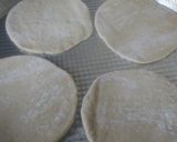 Foto del paso 8 de la receta: Pan árabe o pan pita casero